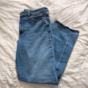 Old Navy Women's Straight Leg Blue Jeans